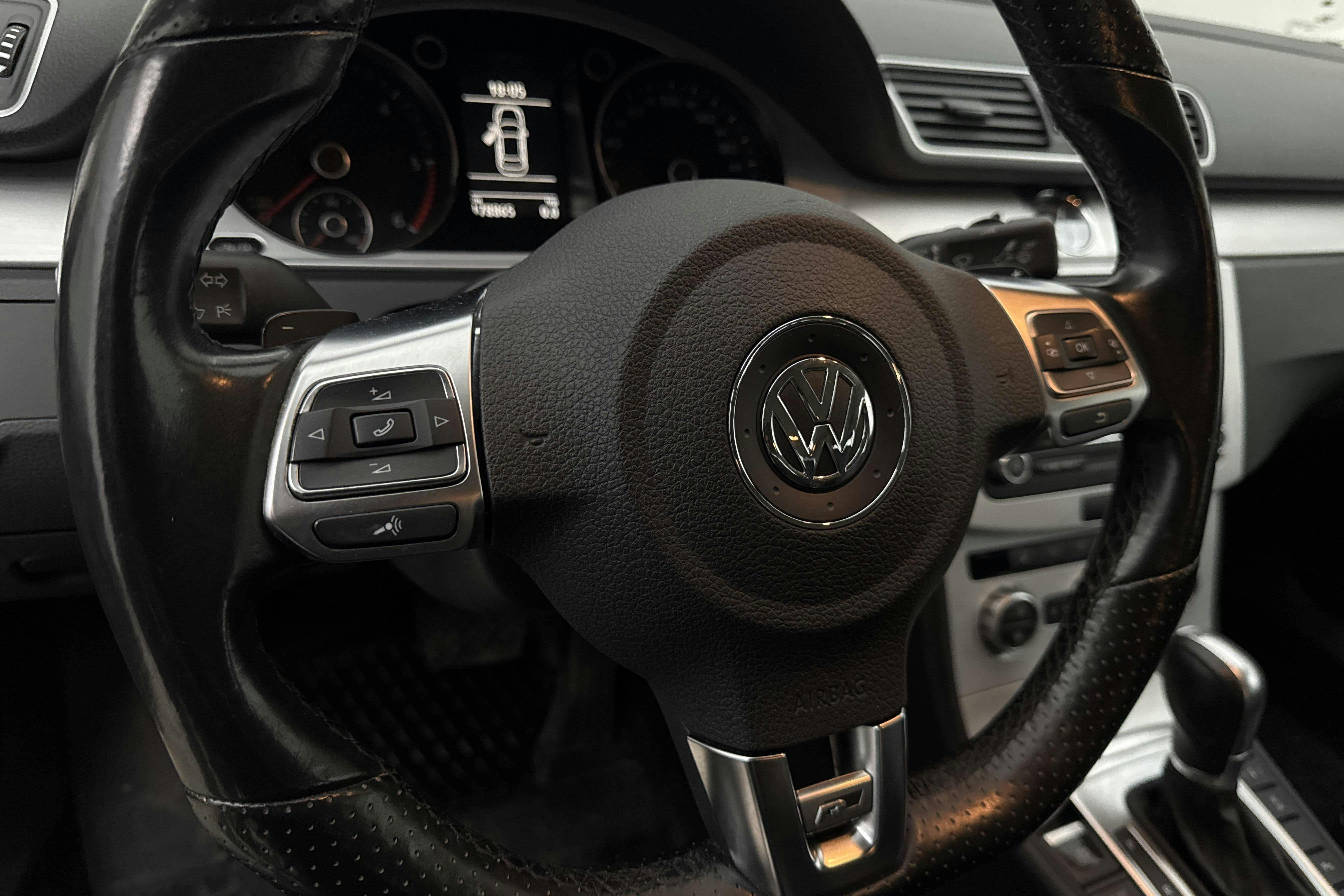 Vehicle Image 14
