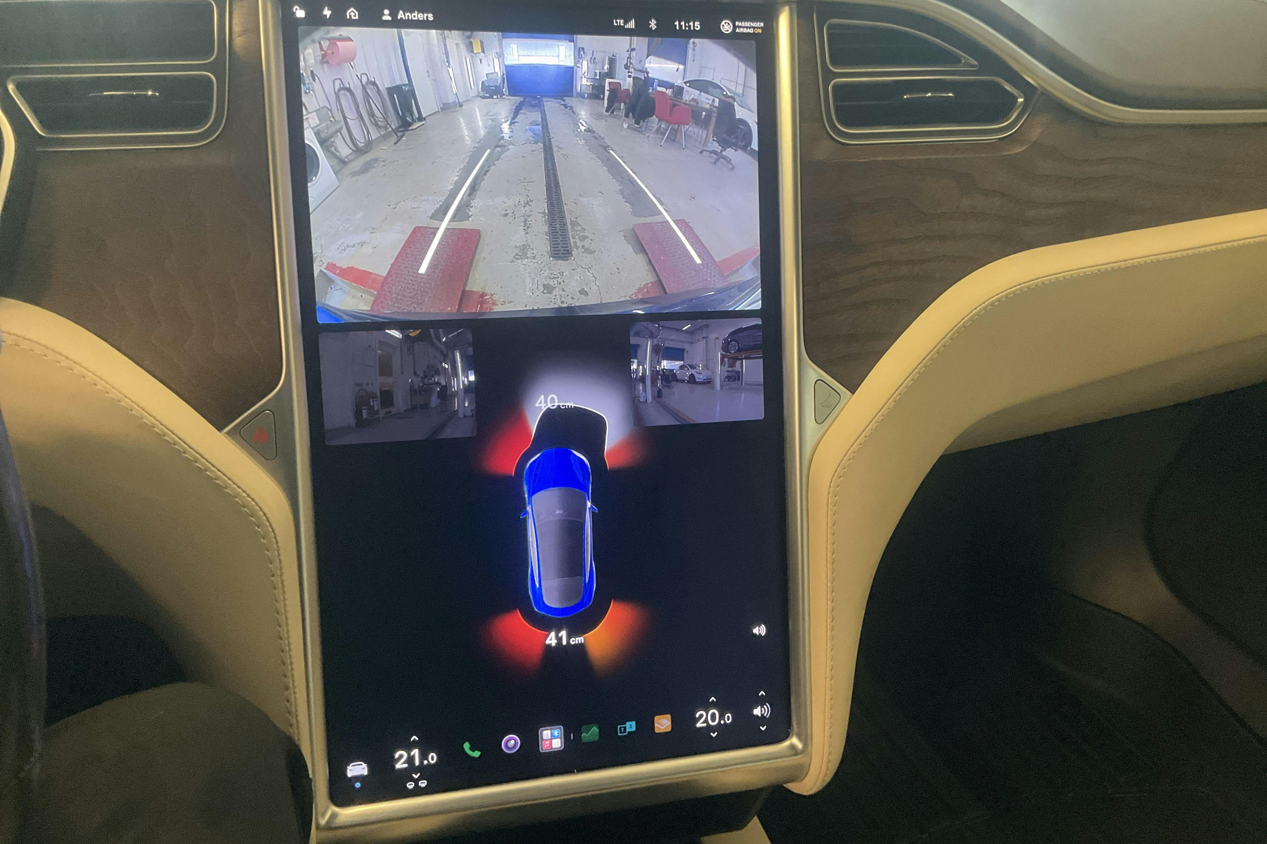 Vehicle Image 15