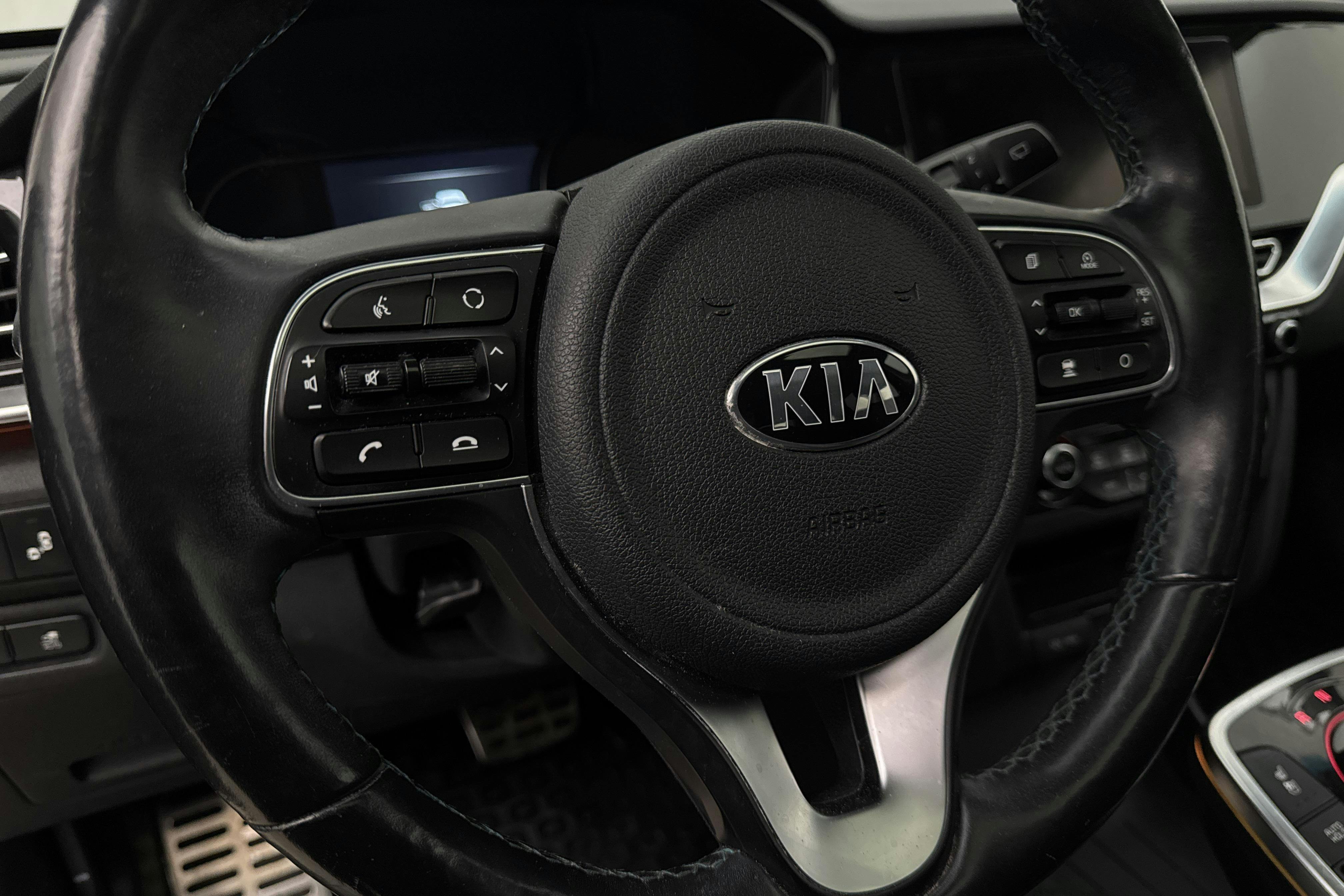 Vehicle Image 18