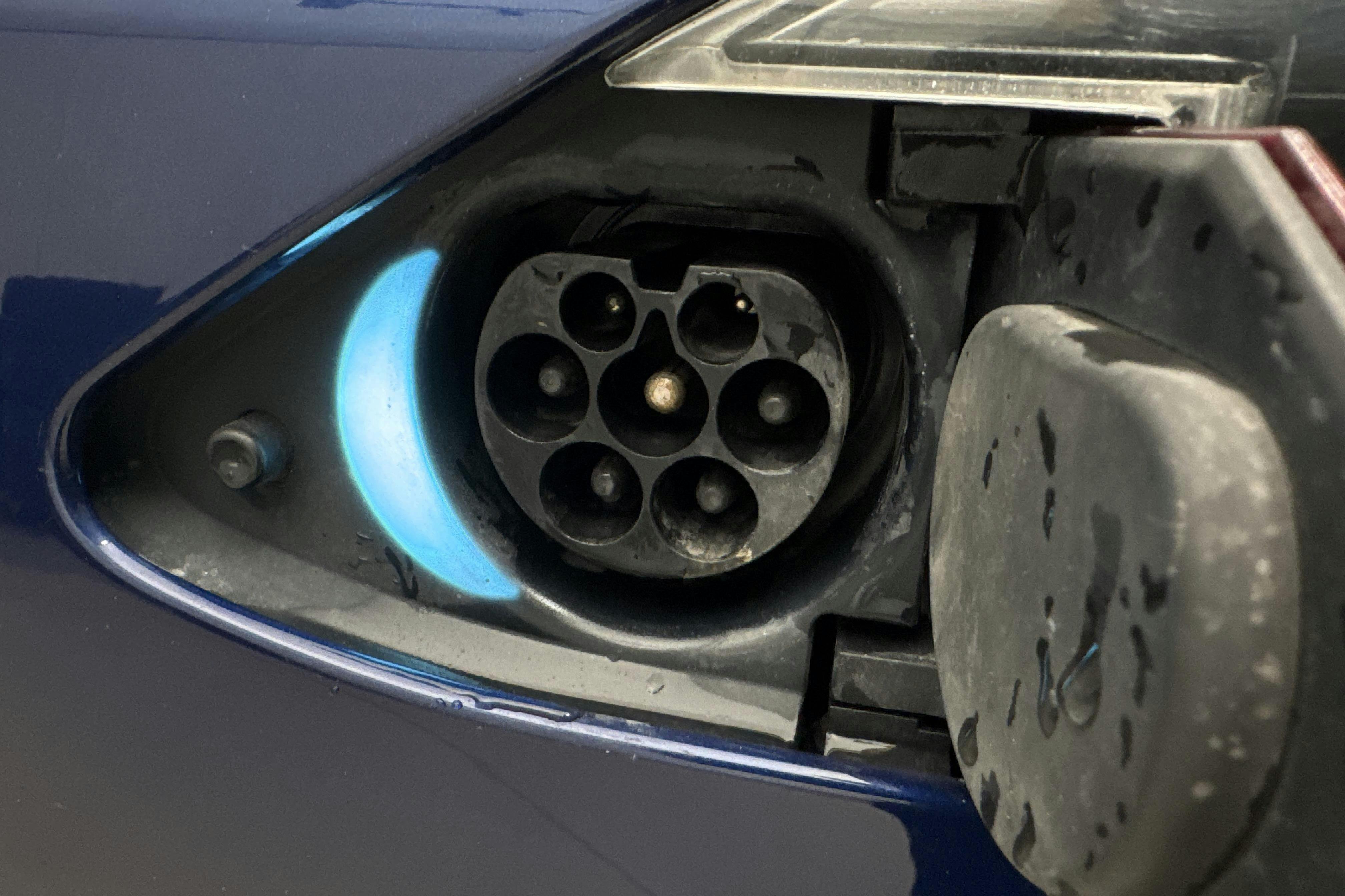 Vehicle Image 23
