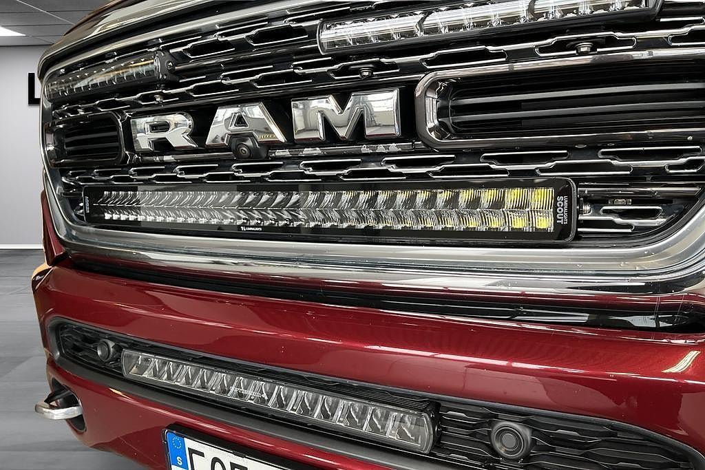 Vehicle Image 36