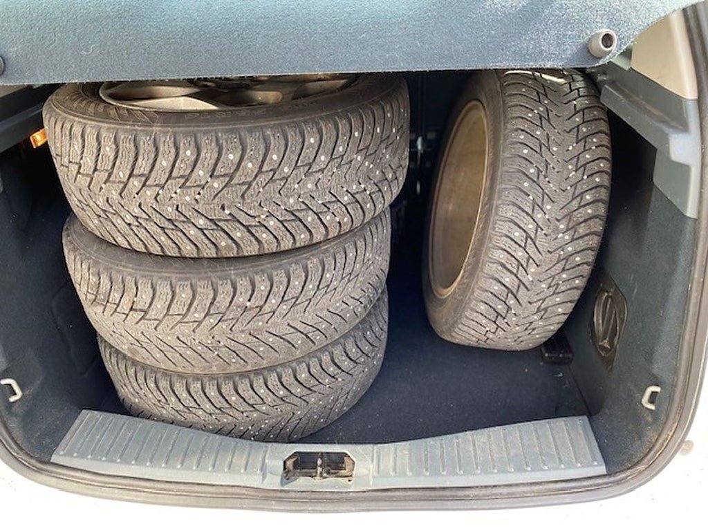Vehicle Image 8