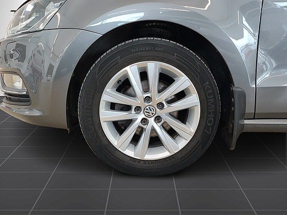 Vehicle Image 7
