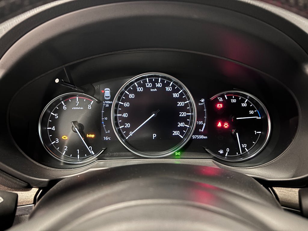 Vehicle Image 9