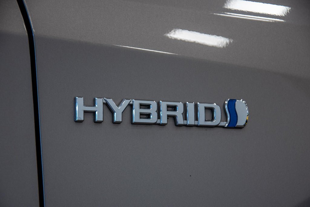 Vehicle Image 25