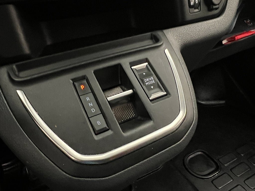 Vehicle Image 27