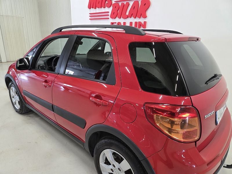Vehicle Image 9