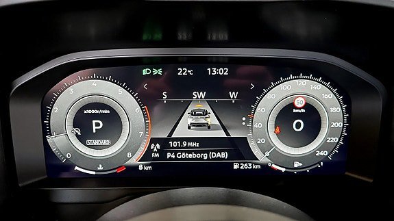 Vehicle Image 15