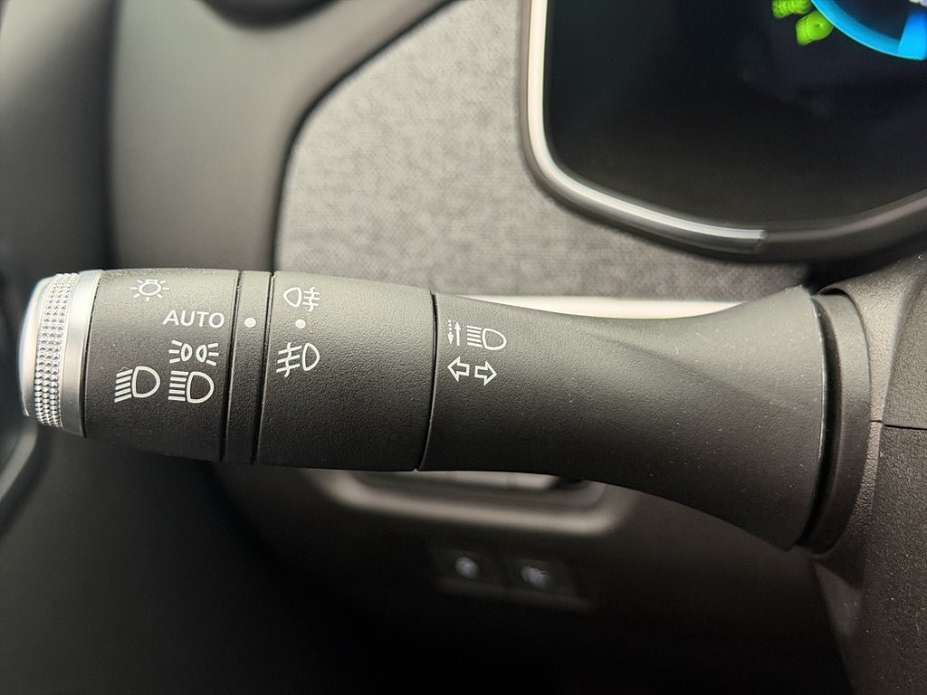 Vehicle Image 26