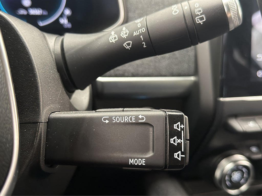 Vehicle Image 28