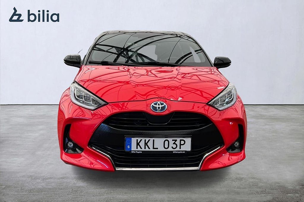 Vehicle Image 6