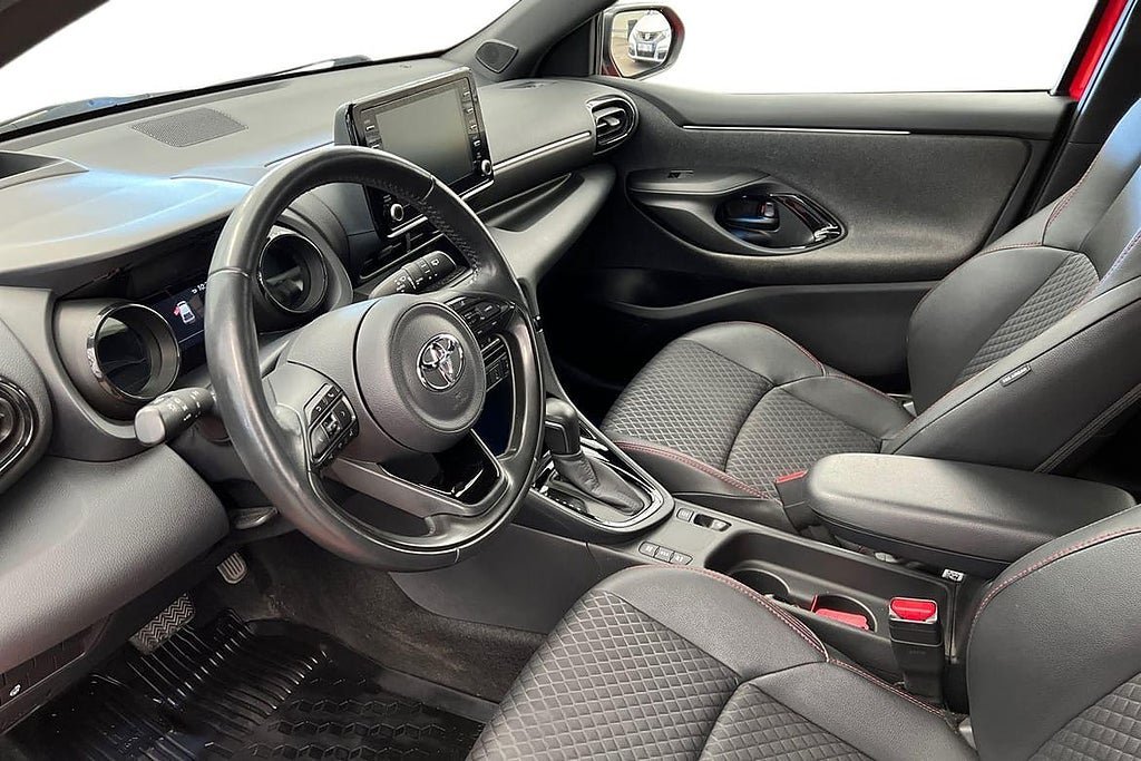 Vehicle Image 14