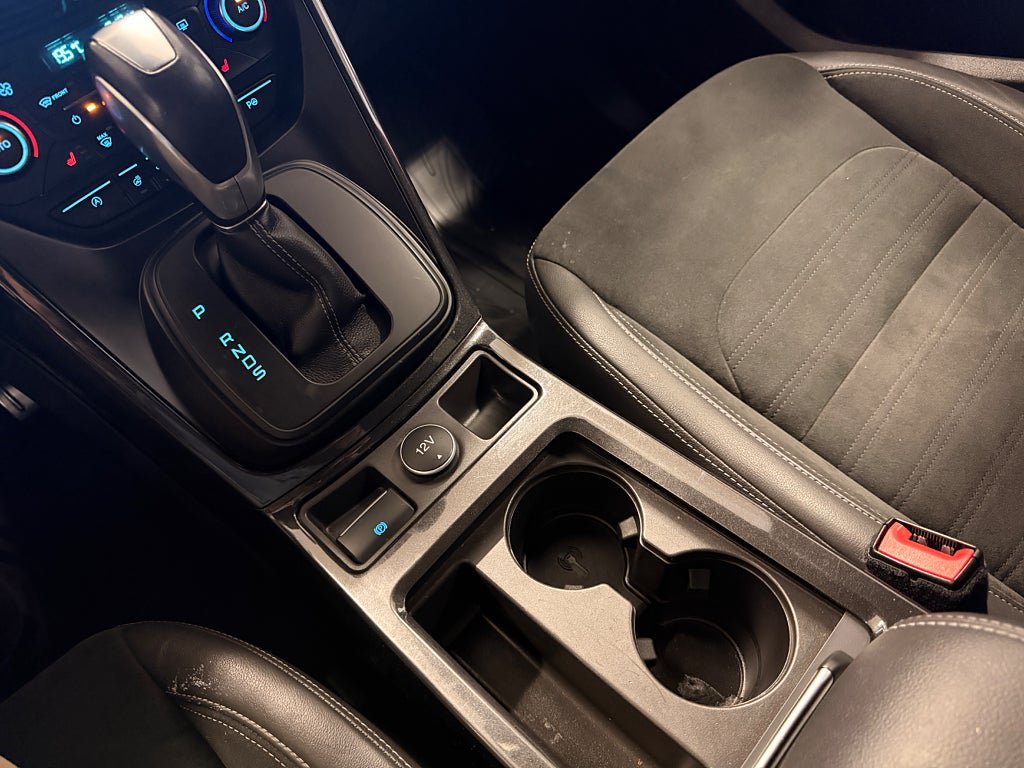 Vehicle Image 24