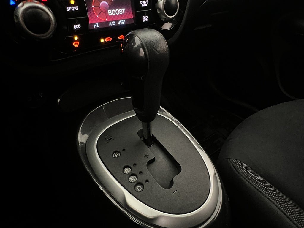 Vehicle Image 22