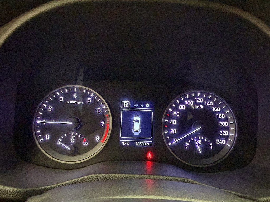 Vehicle Image 17