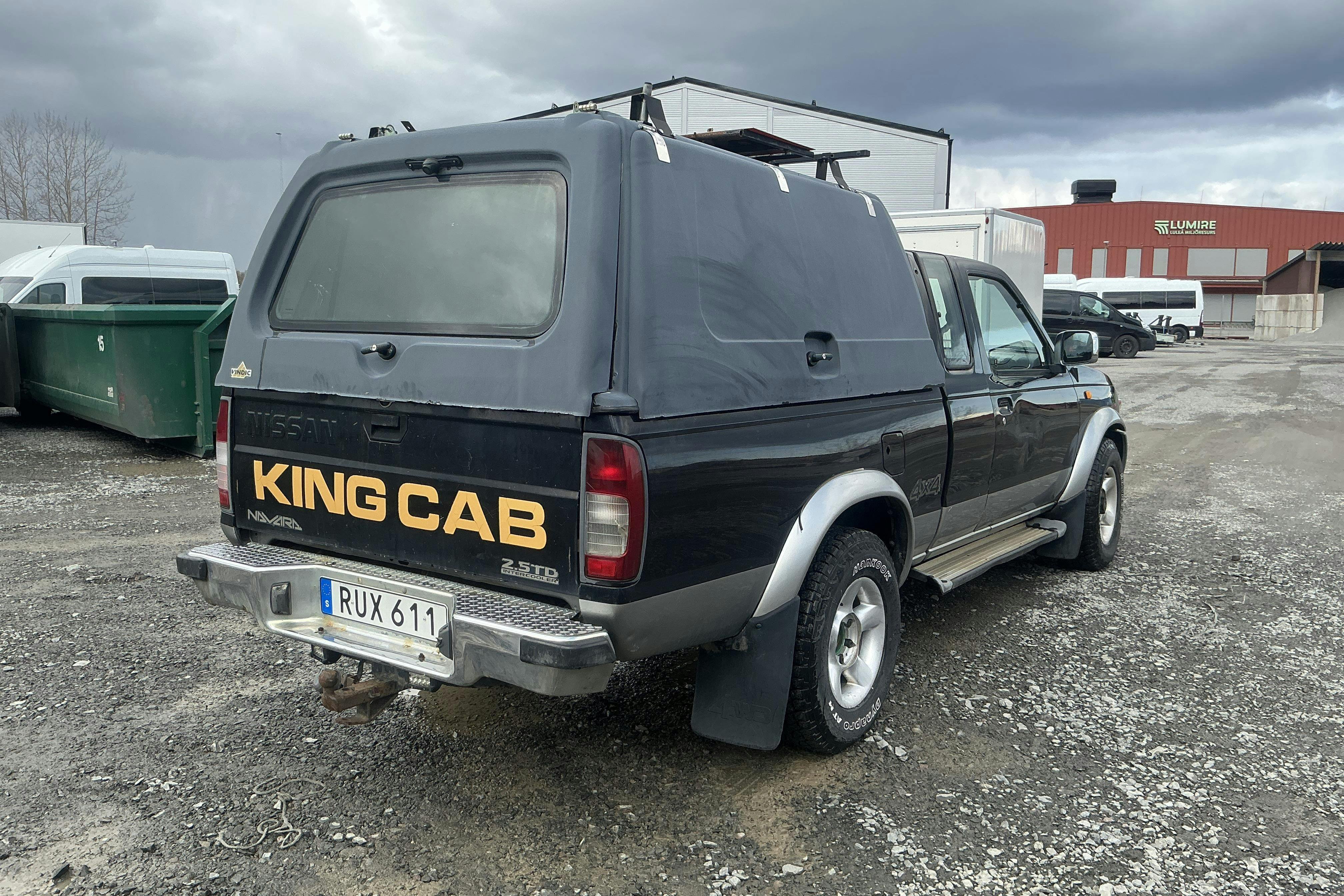 Vehicle Image 4