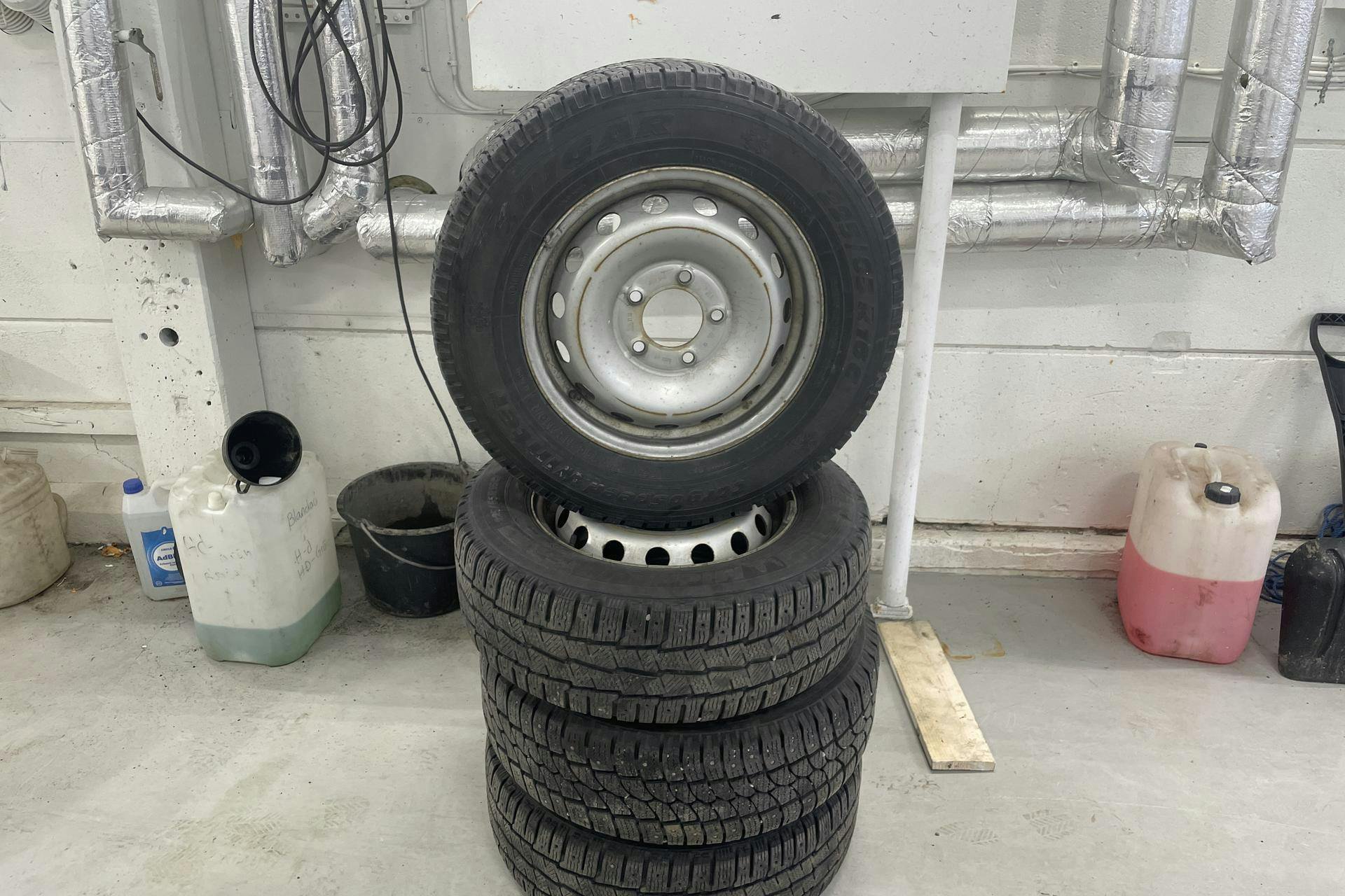 Vehicle Image 14