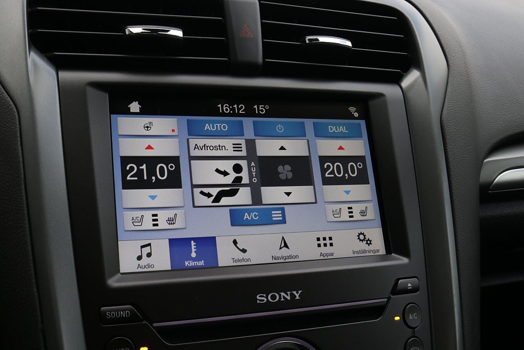 Vehicle Image 15