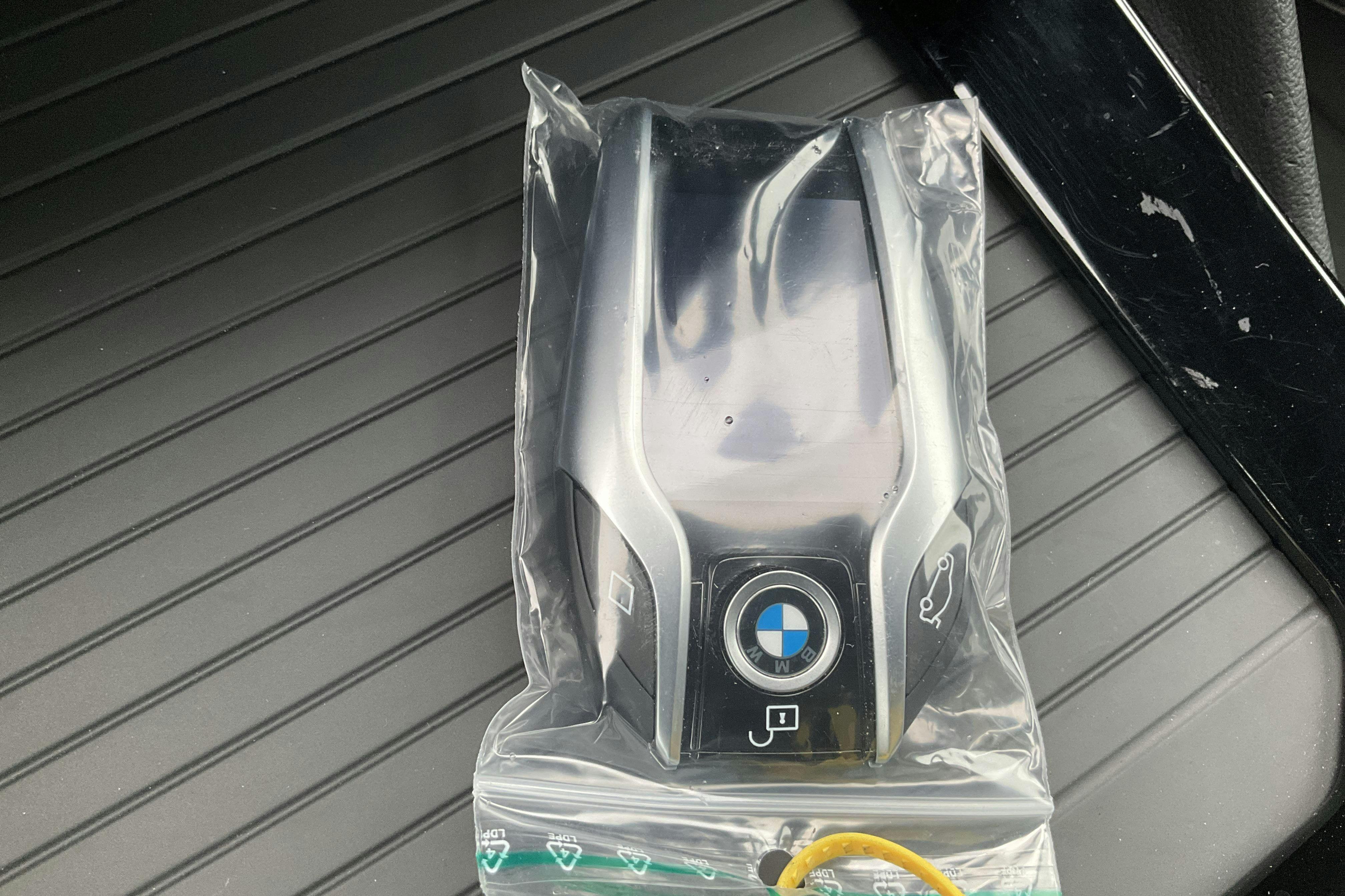 Vehicle Image 17