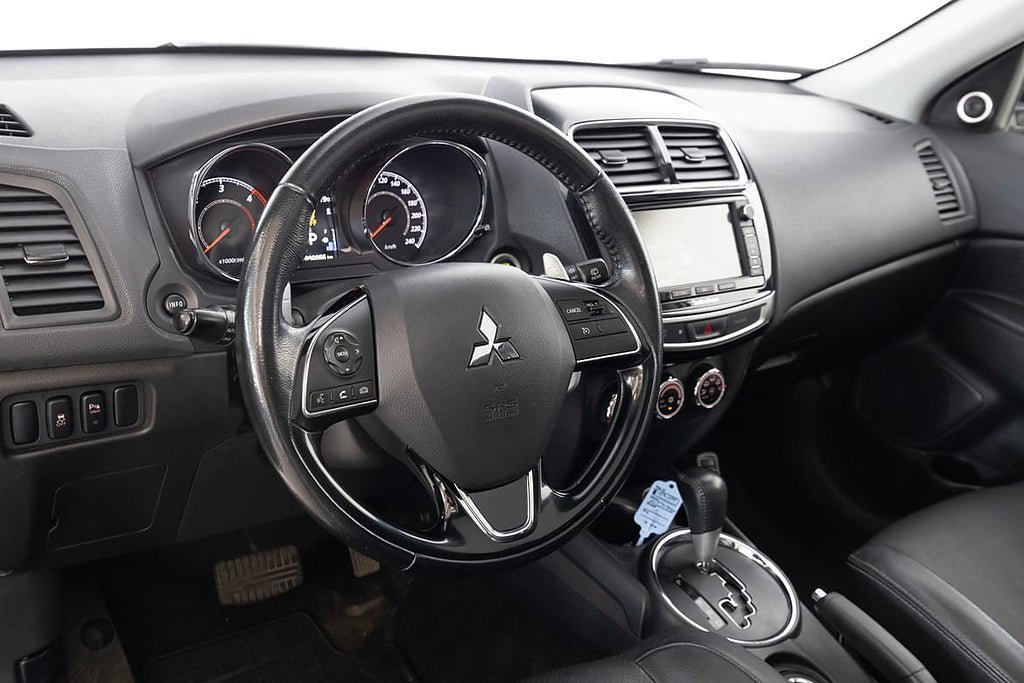 Vehicle Image 18
