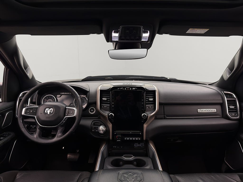 Vehicle Image 17