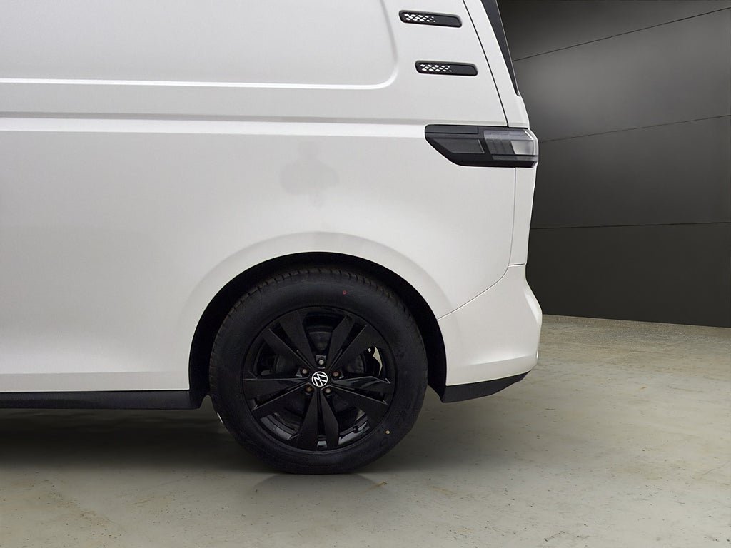 Vehicle Image 37