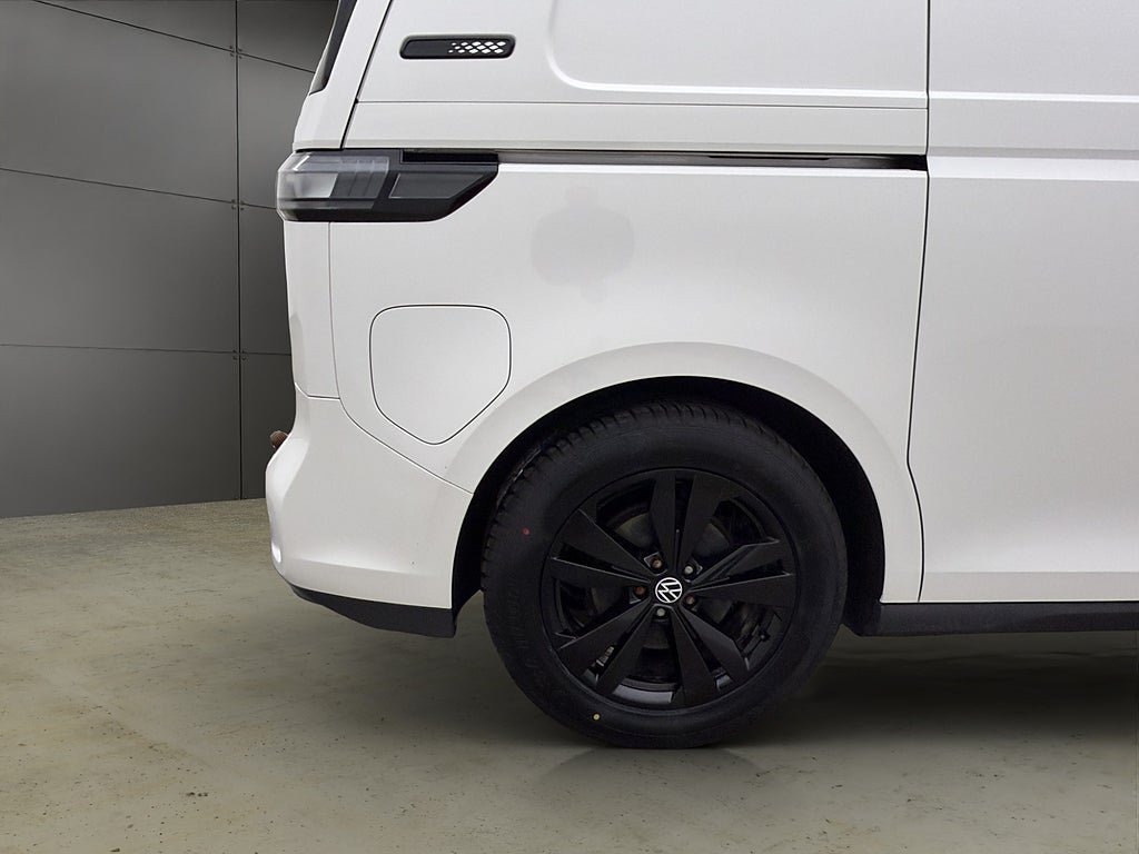 Vehicle Image 38