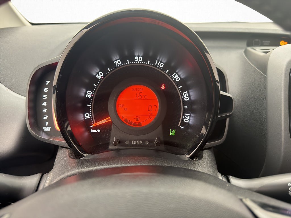 Vehicle Image 22
