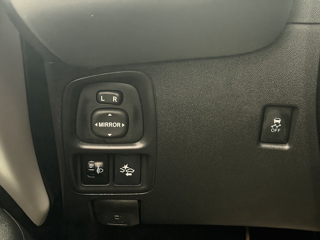 Vehicle Image 29