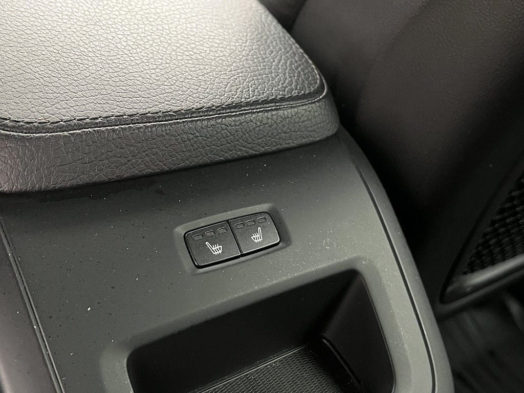 Vehicle Image 27