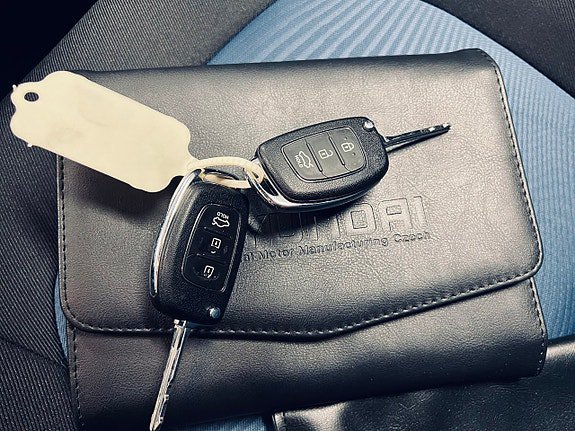 Vehicle Image 27