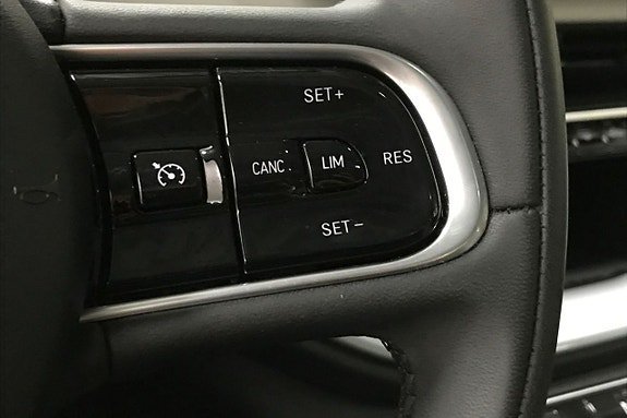 Vehicle Image 29