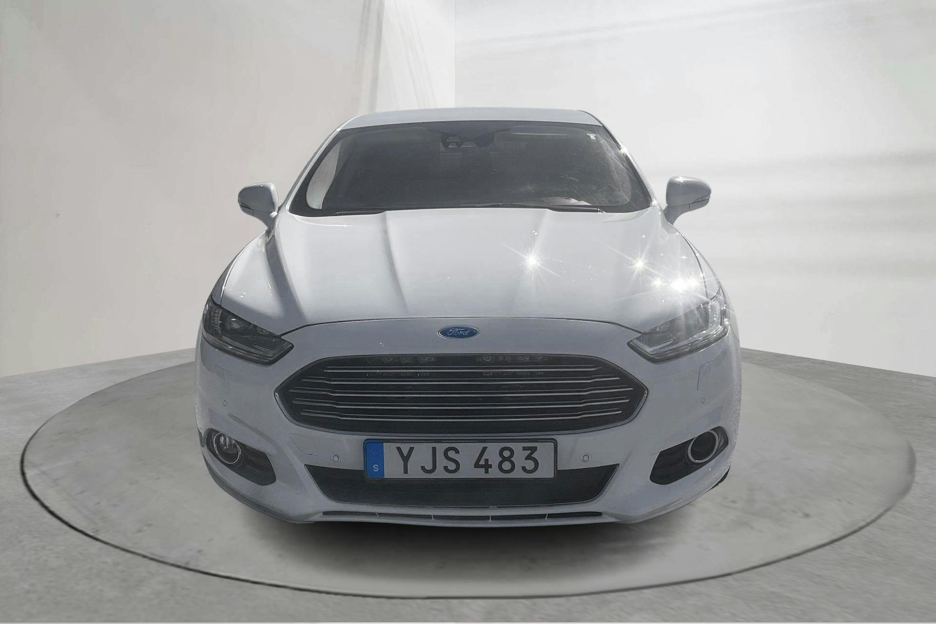 Vehicle Image 4