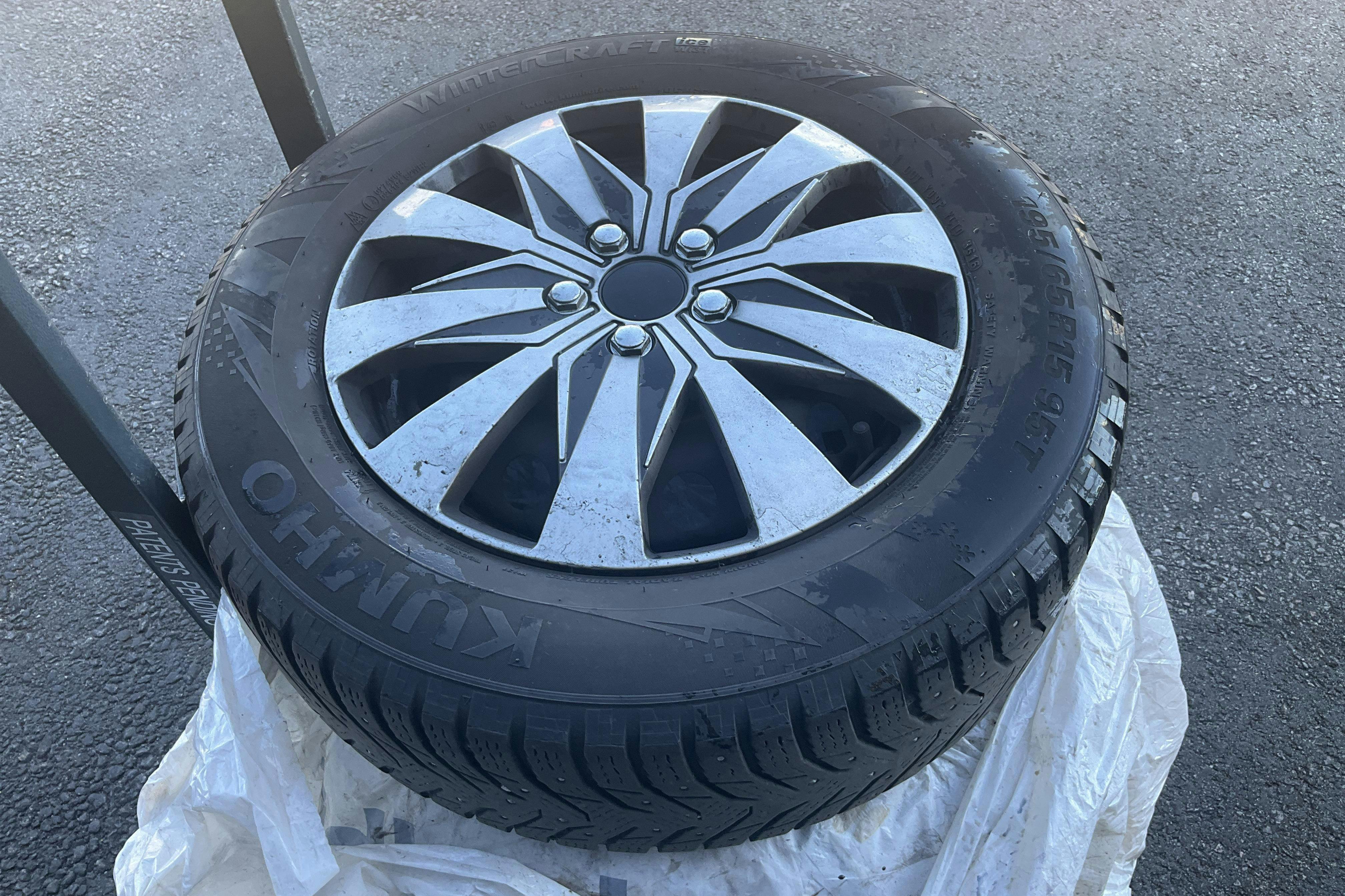 Vehicle Image 13