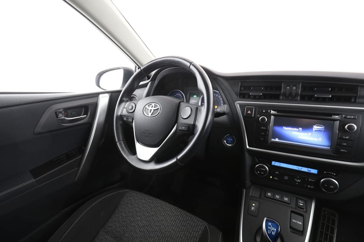 Vehicle Image 11