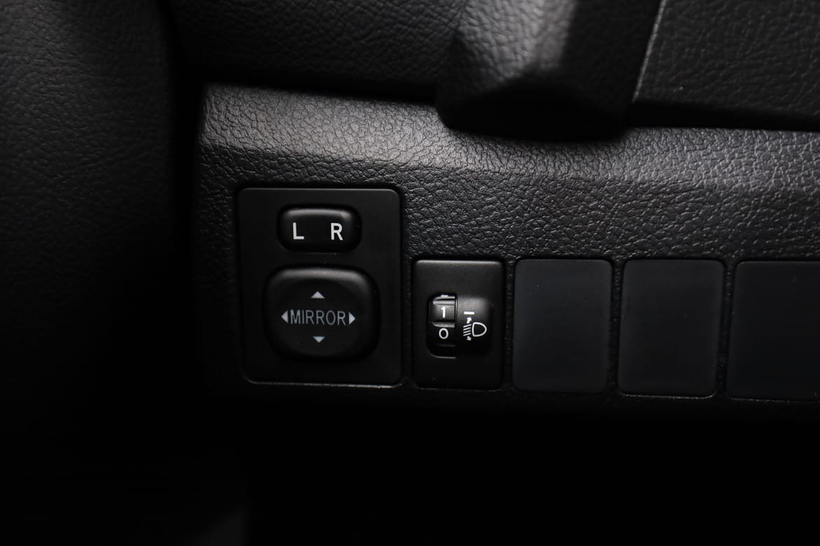 Vehicle Image 30