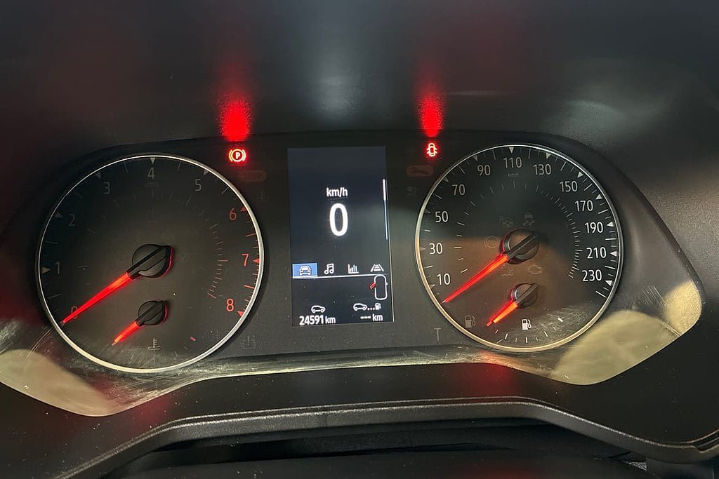 Vehicle Image 16