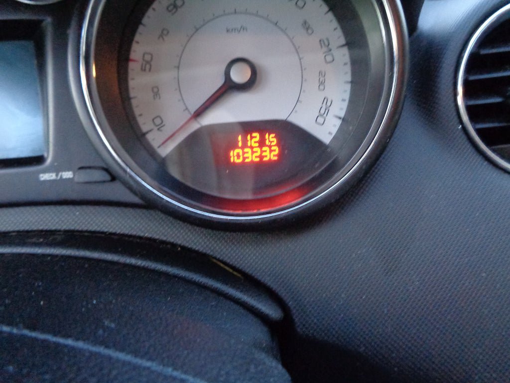Vehicle Image 32