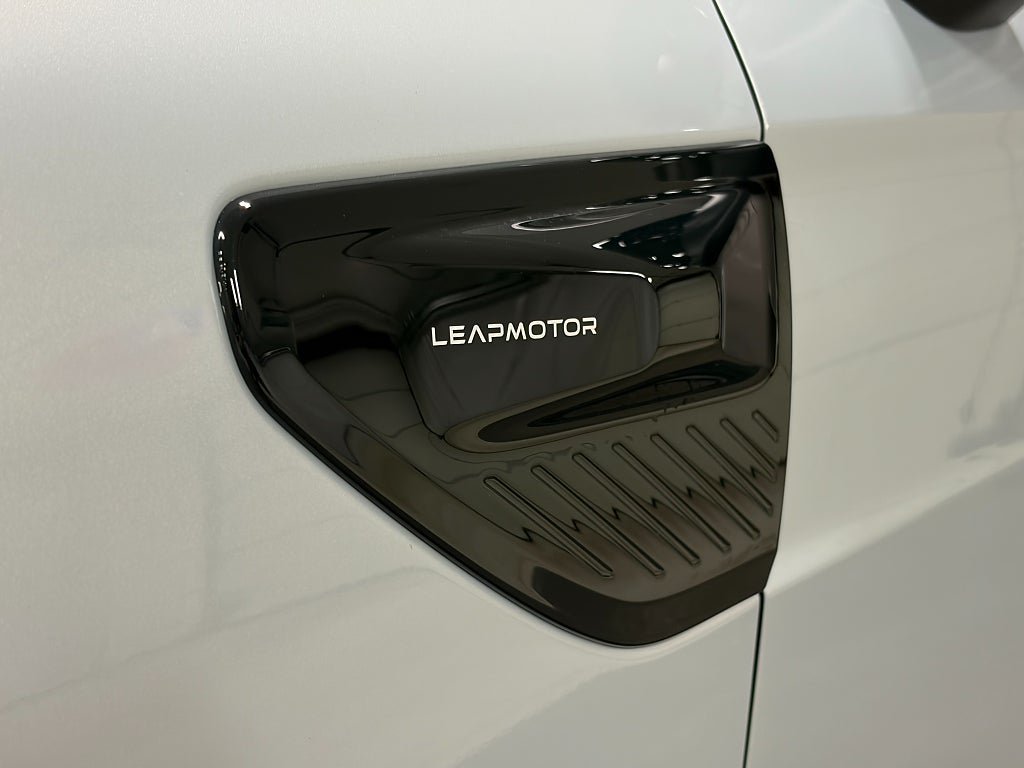 Vehicle Image 20