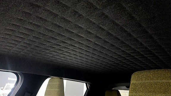Vehicle Image 32