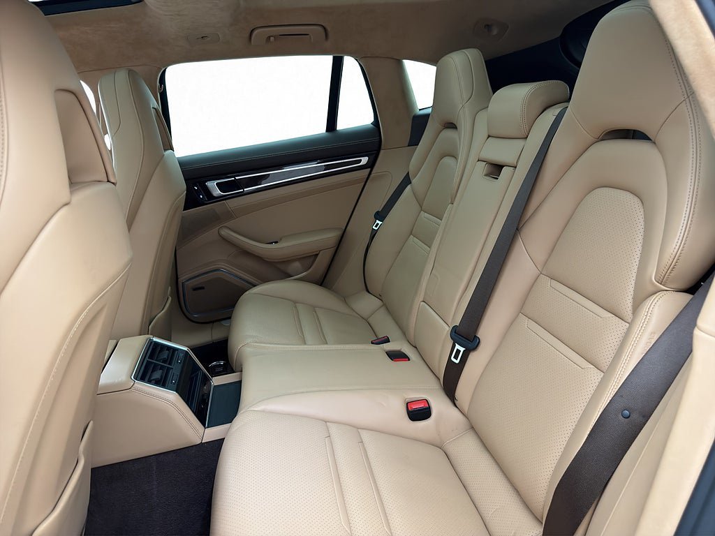 Vehicle Image 31