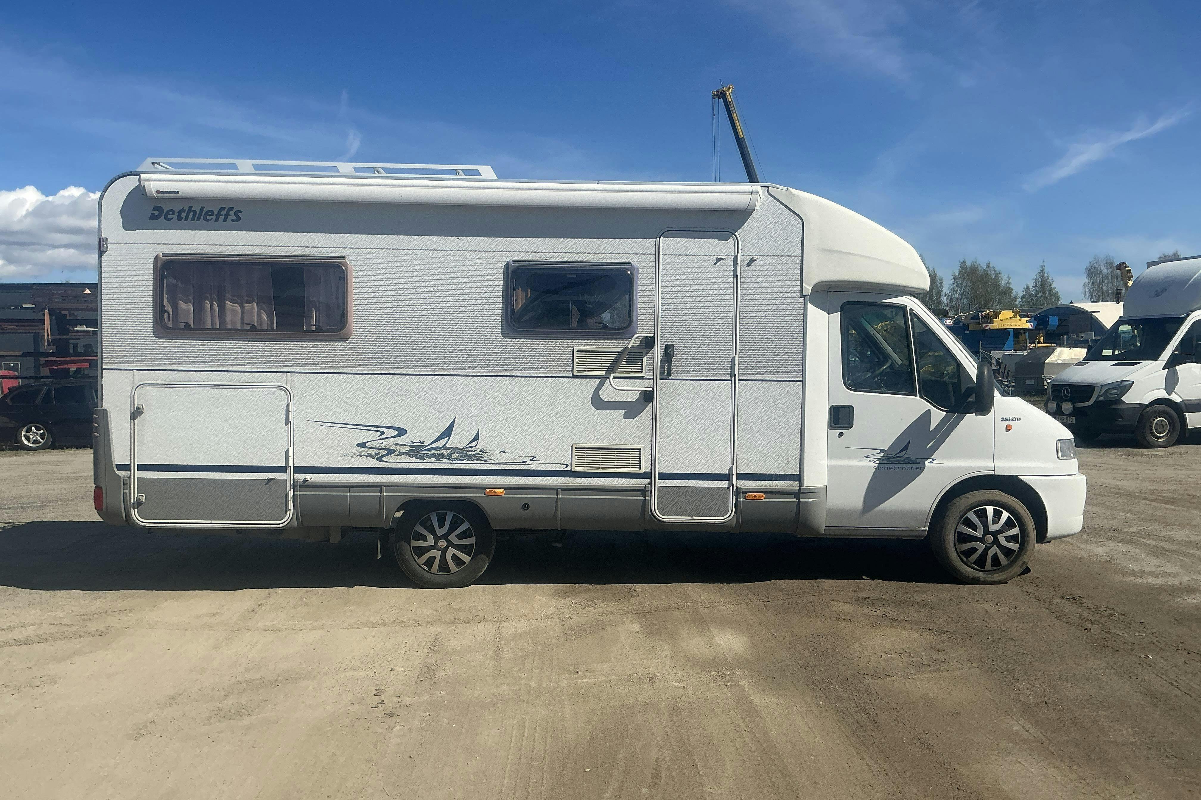 Vehicle Image 8