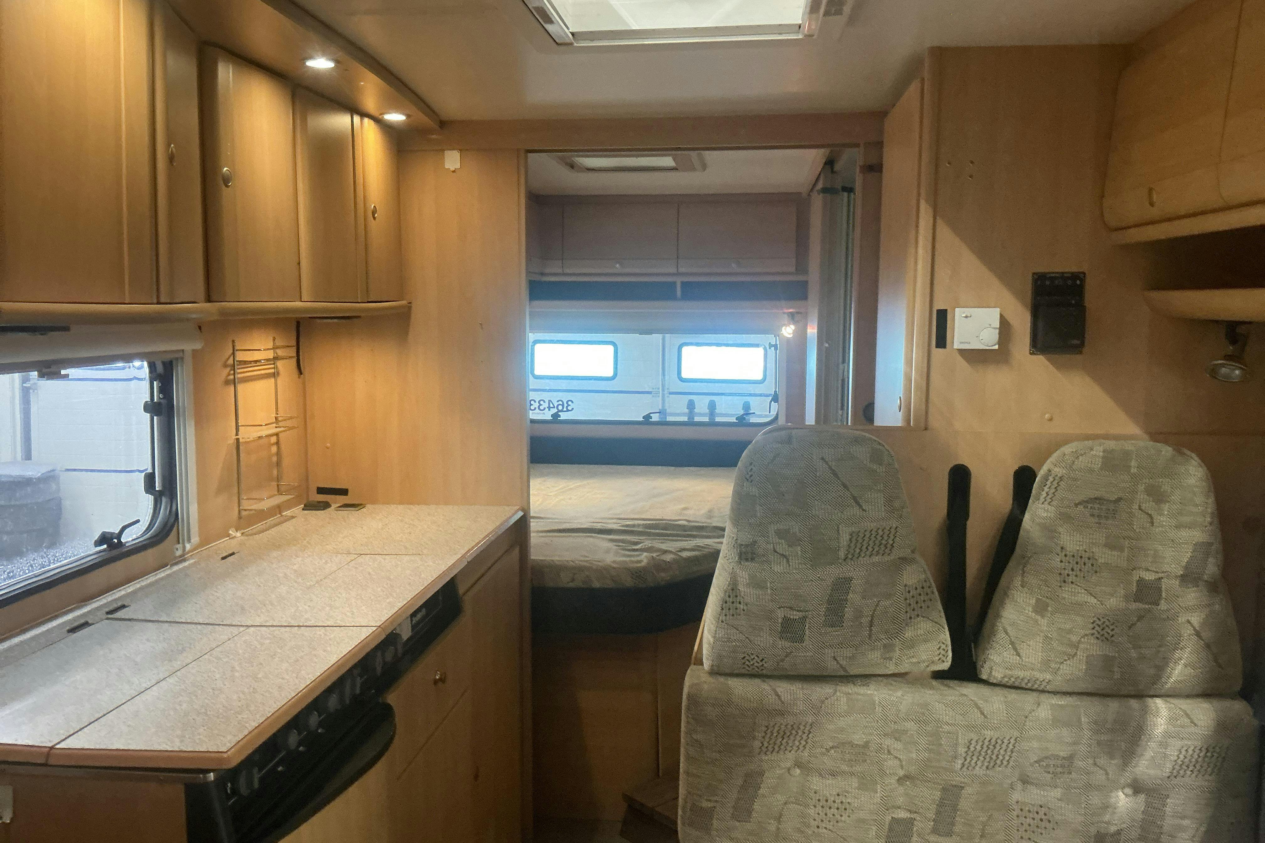 Vehicle Image 18