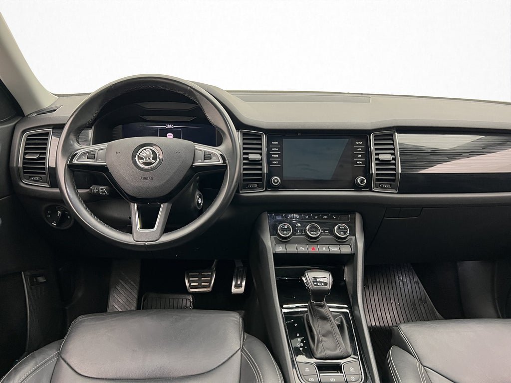Vehicle Image 15