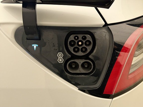 Vehicle Image 33