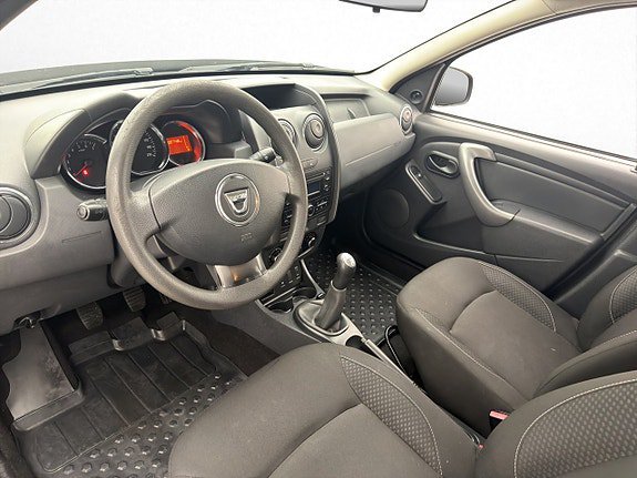 Vehicle Image 12