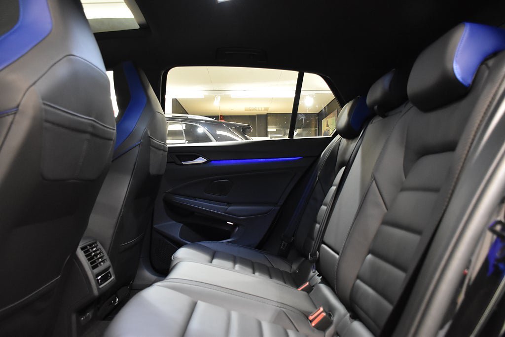 Vehicle Image 30