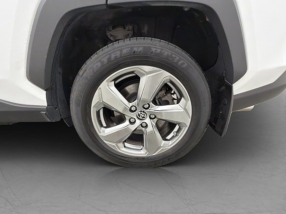 Vehicle Image 33