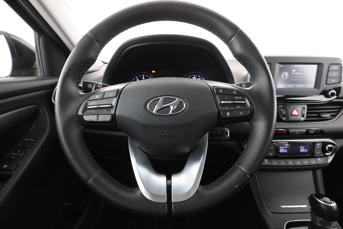 Vehicle Image 18