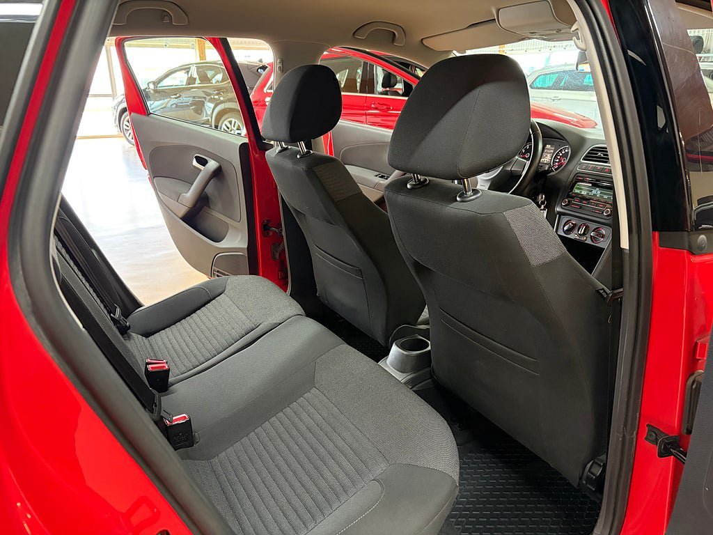 Vehicle Image 14